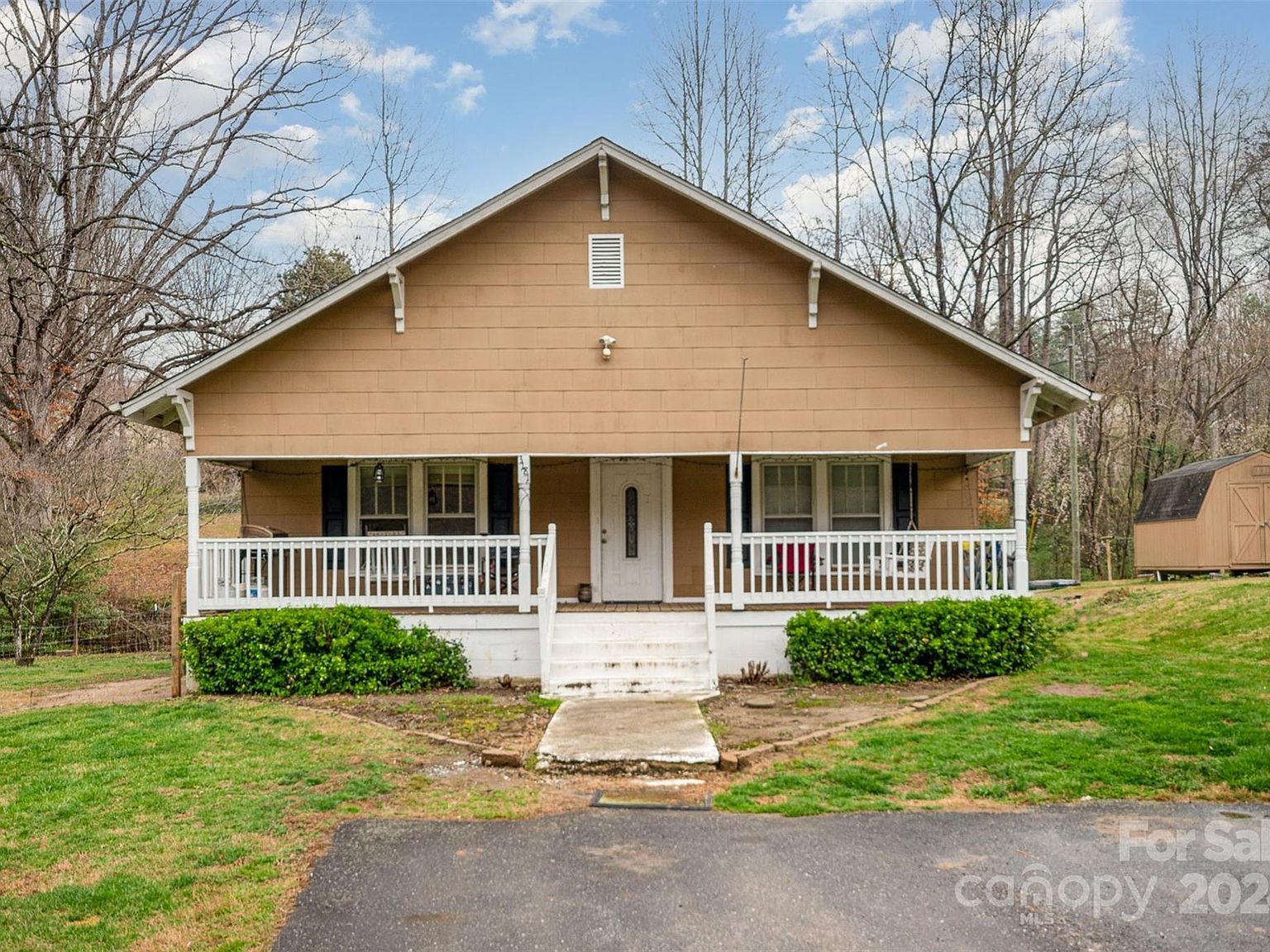 3181 Fay Lowman Rd Connelly Springs, NC 28612 - Thumbnail 3