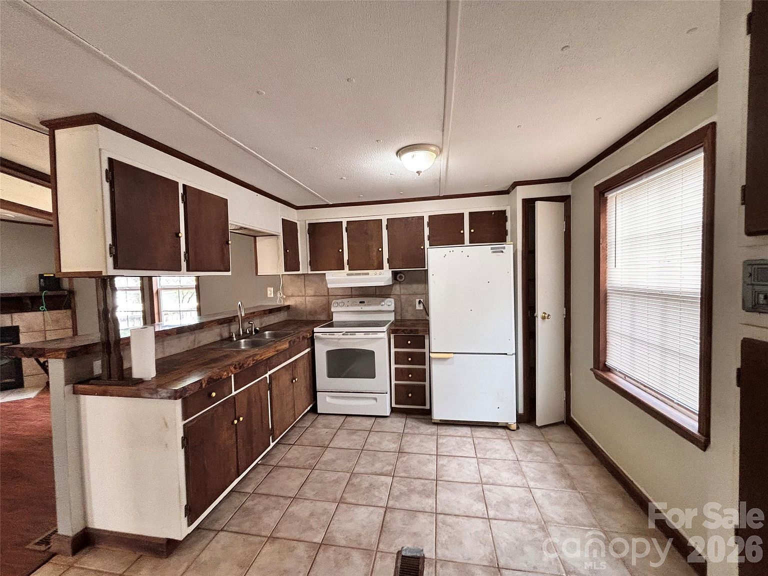 2438 Carol Dr Stanley, NC 28164 - Thumbnail 3