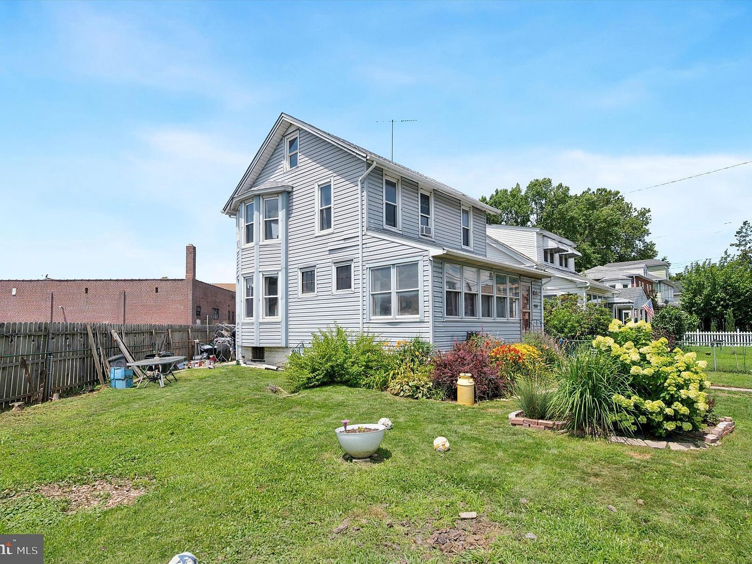 1616 Ward St Linwood, PA 19061 - Thumbnail 3