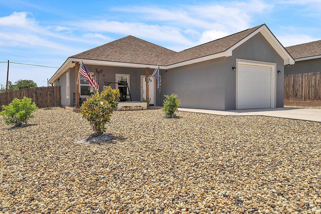 1404 Marijo Big Spring, TX 79720 - Thumbnail 3