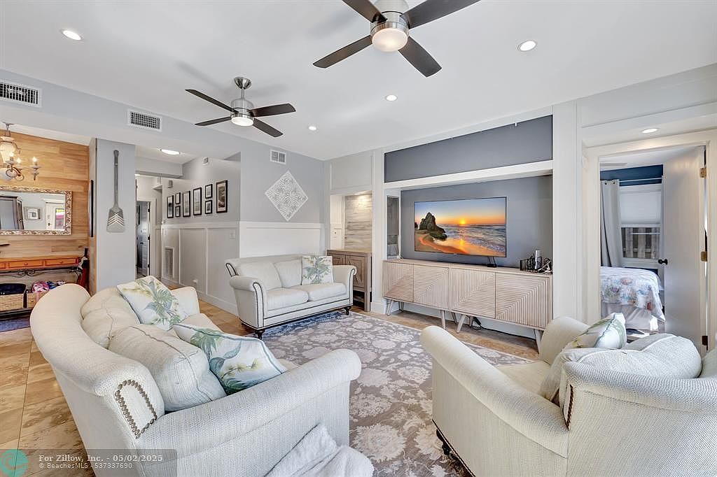 1163 NE 3rd Ave Boca Raton, FL 33432 - Thumbnail 3