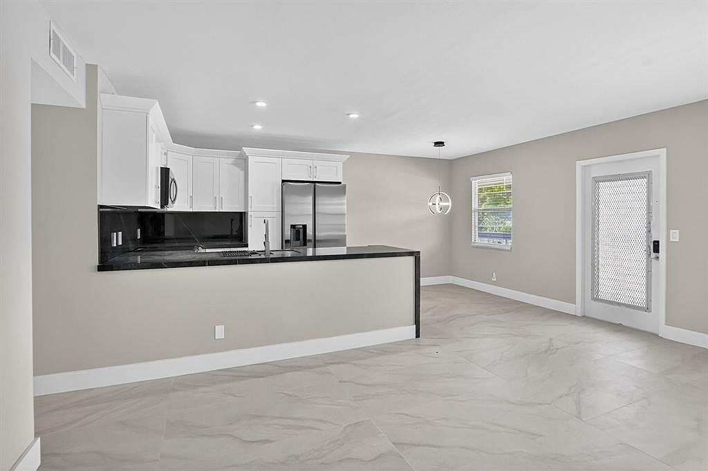 186 Upminster Cir #186-I Deerfield Beach, FL 33442 - Thumbnail 3