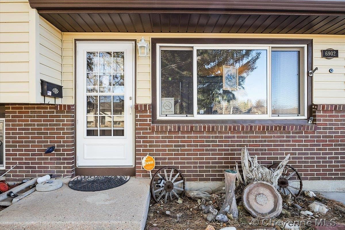 6902 Manhattan Ln Cheyenne, WY 82009 - Thumbnail 3