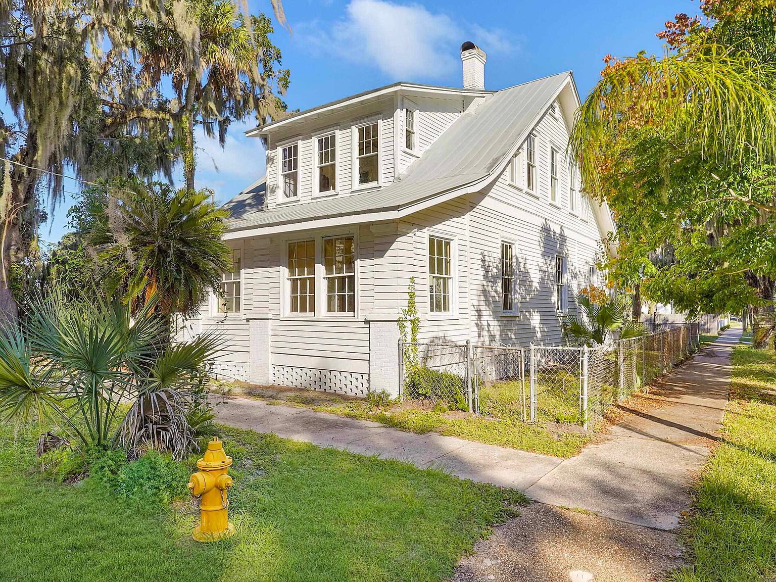 221 S 5th St Palatka, FL 32177 - Thumbnail 3