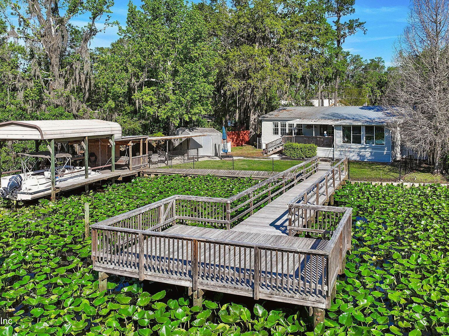 334 Paradise Cir Satsuma, FL 32189 - Thumbnail 3