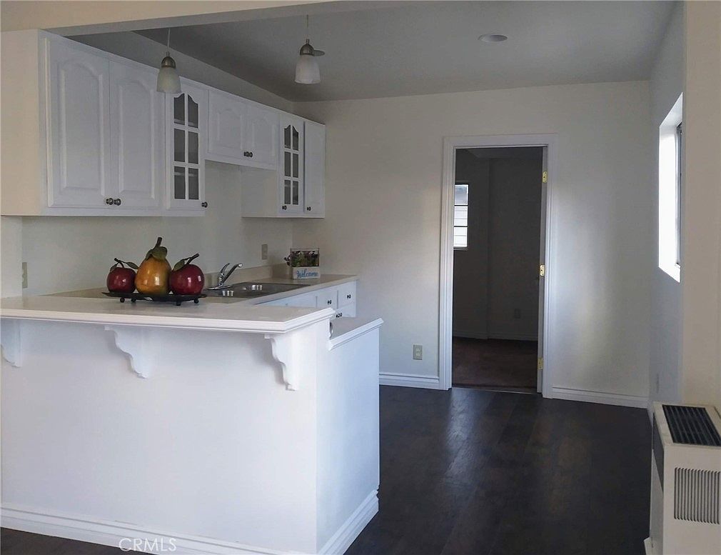 324 S Concord St Los Angeles, CA 90063 - Thumbnail 3