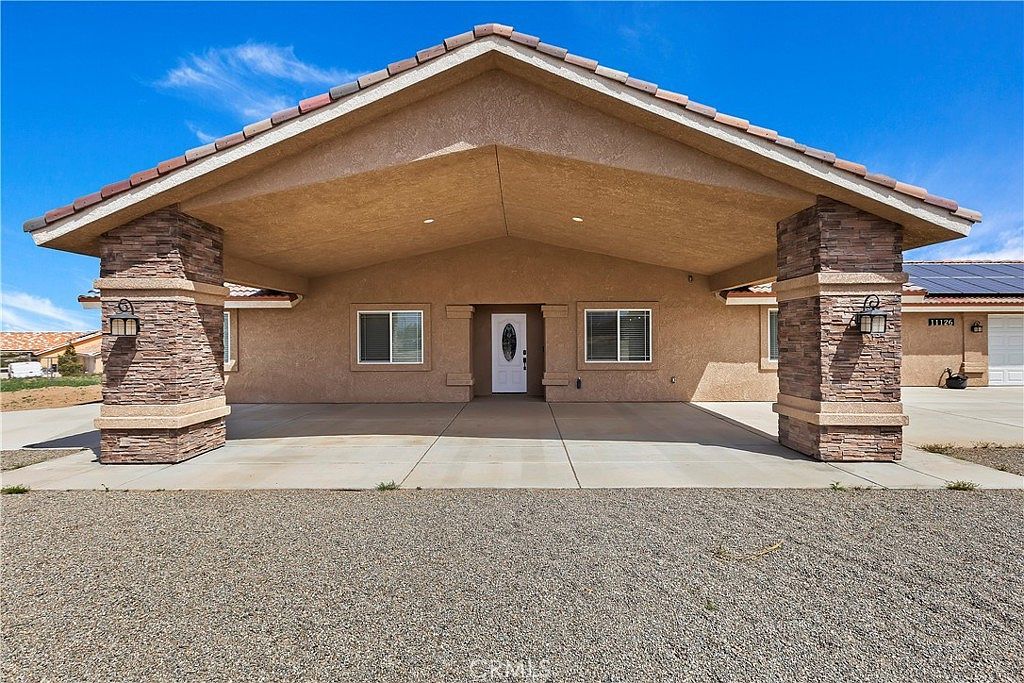 11126 Joshua St Oak Hills, CA 92344 - Thumbnail 3