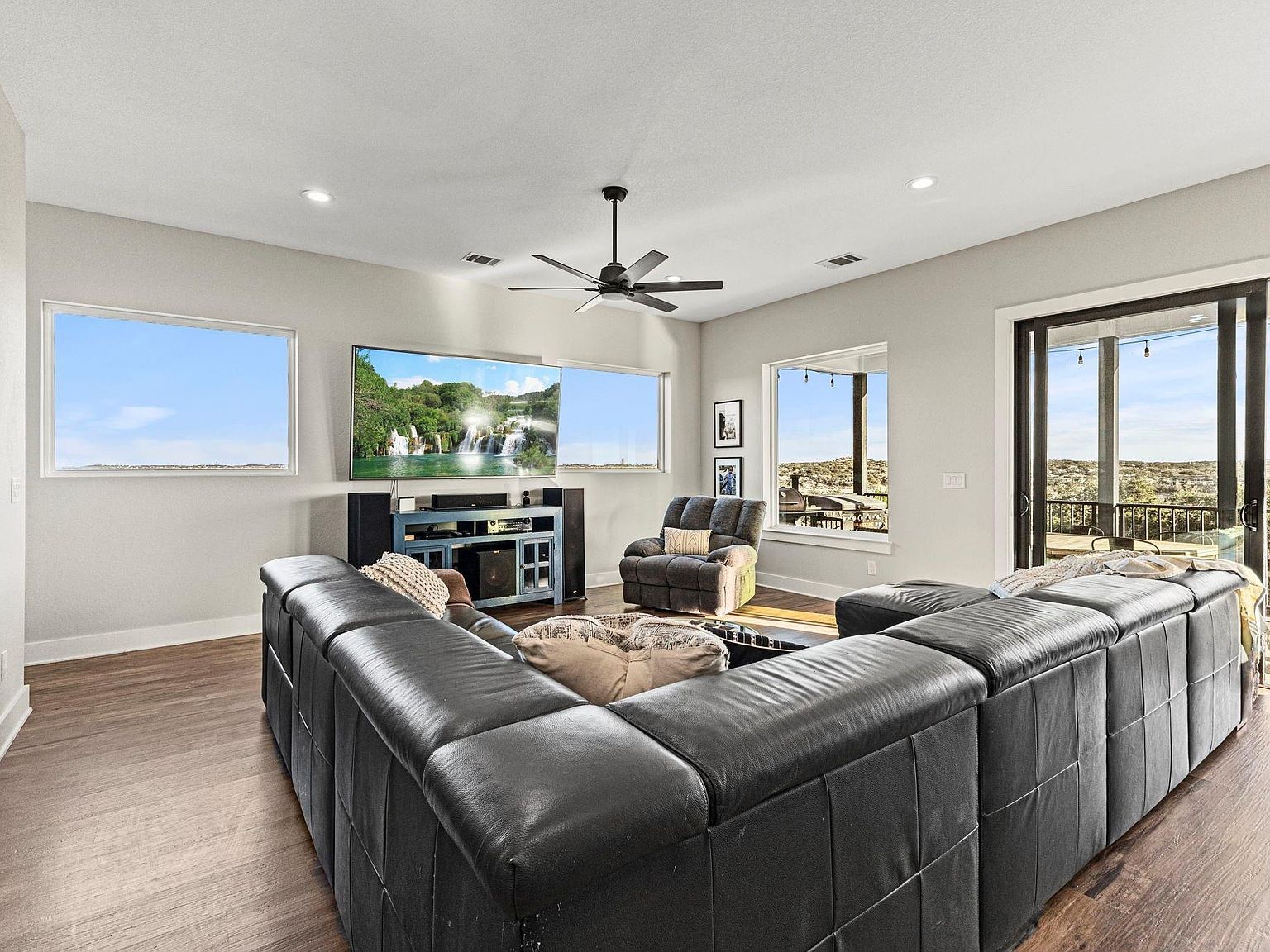 18502 Venture Dr Leander, TX 78645 - Thumbnail 3