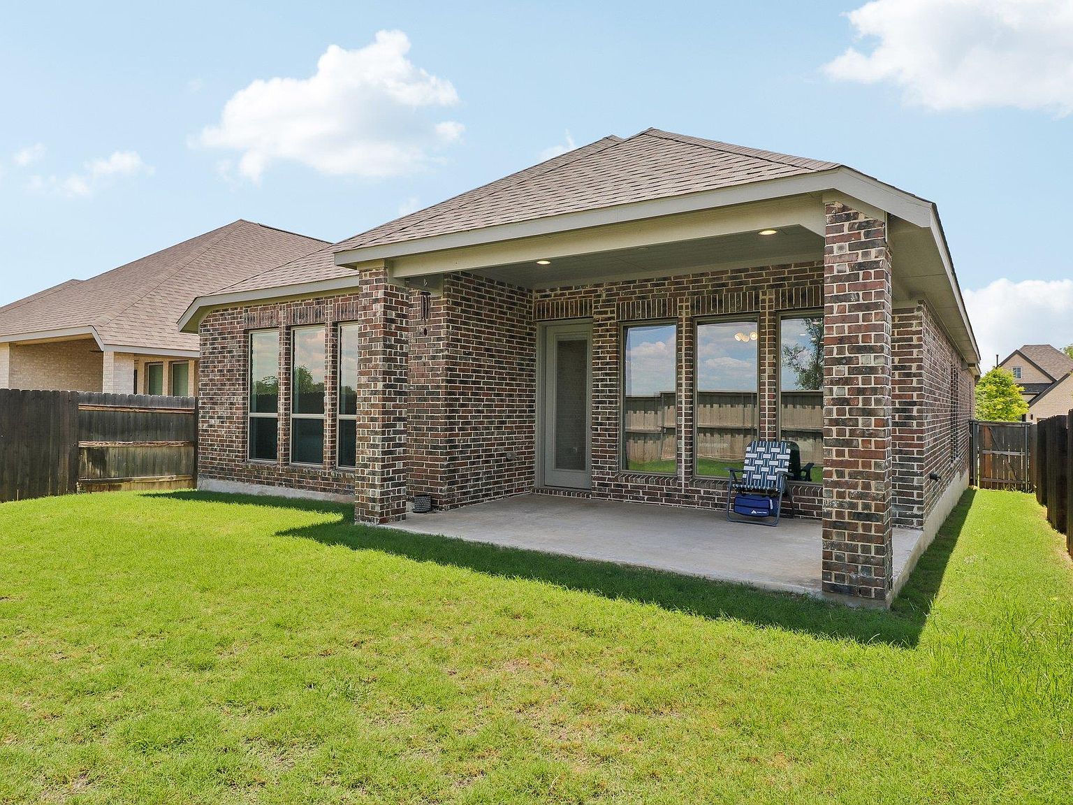 112 Chinaberry Bnd Bastrop, TX 78602 - Thumbnail 3