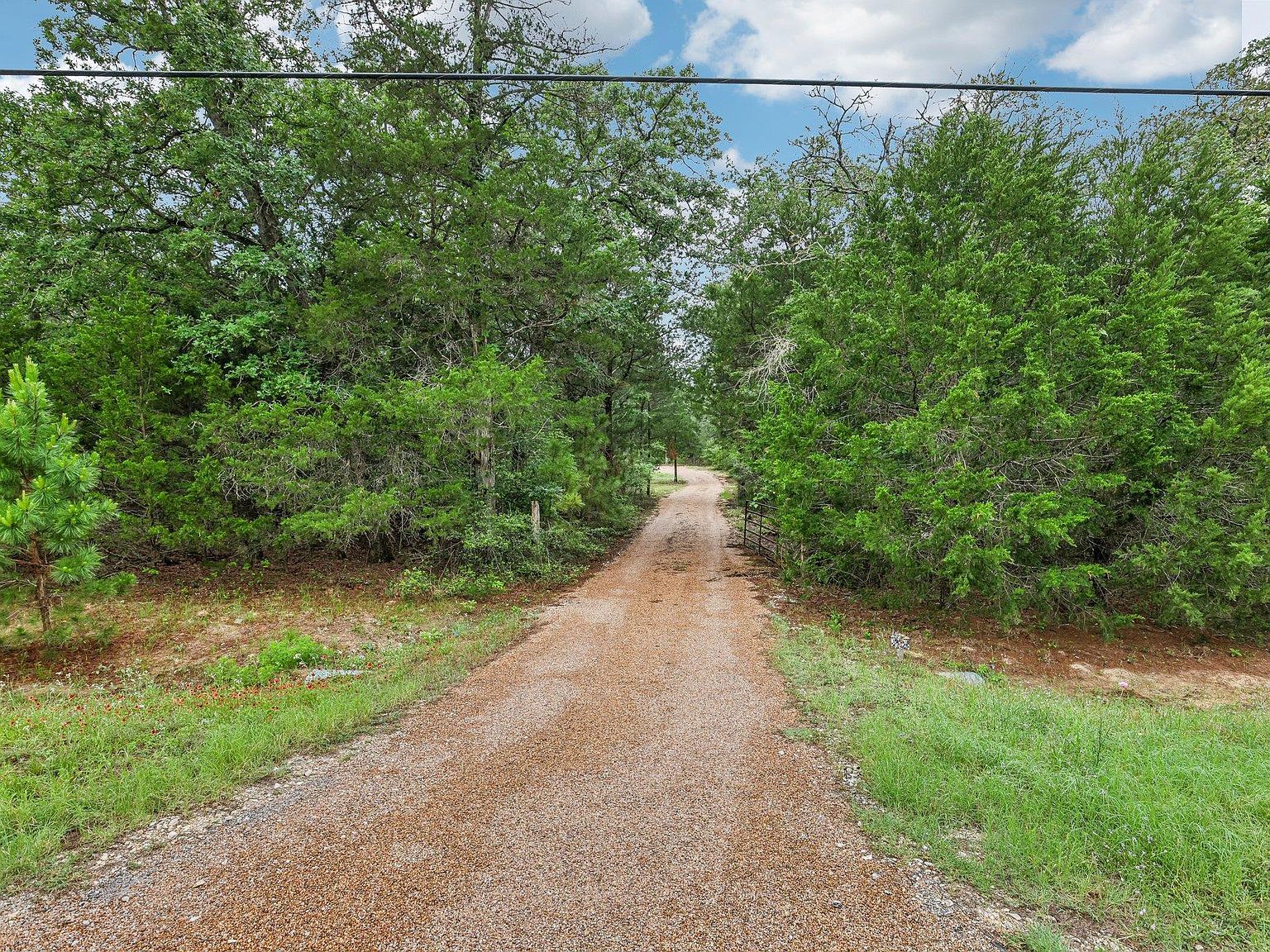 267 Corral Rd Smithville, TX 78957 - Thumbnail 3