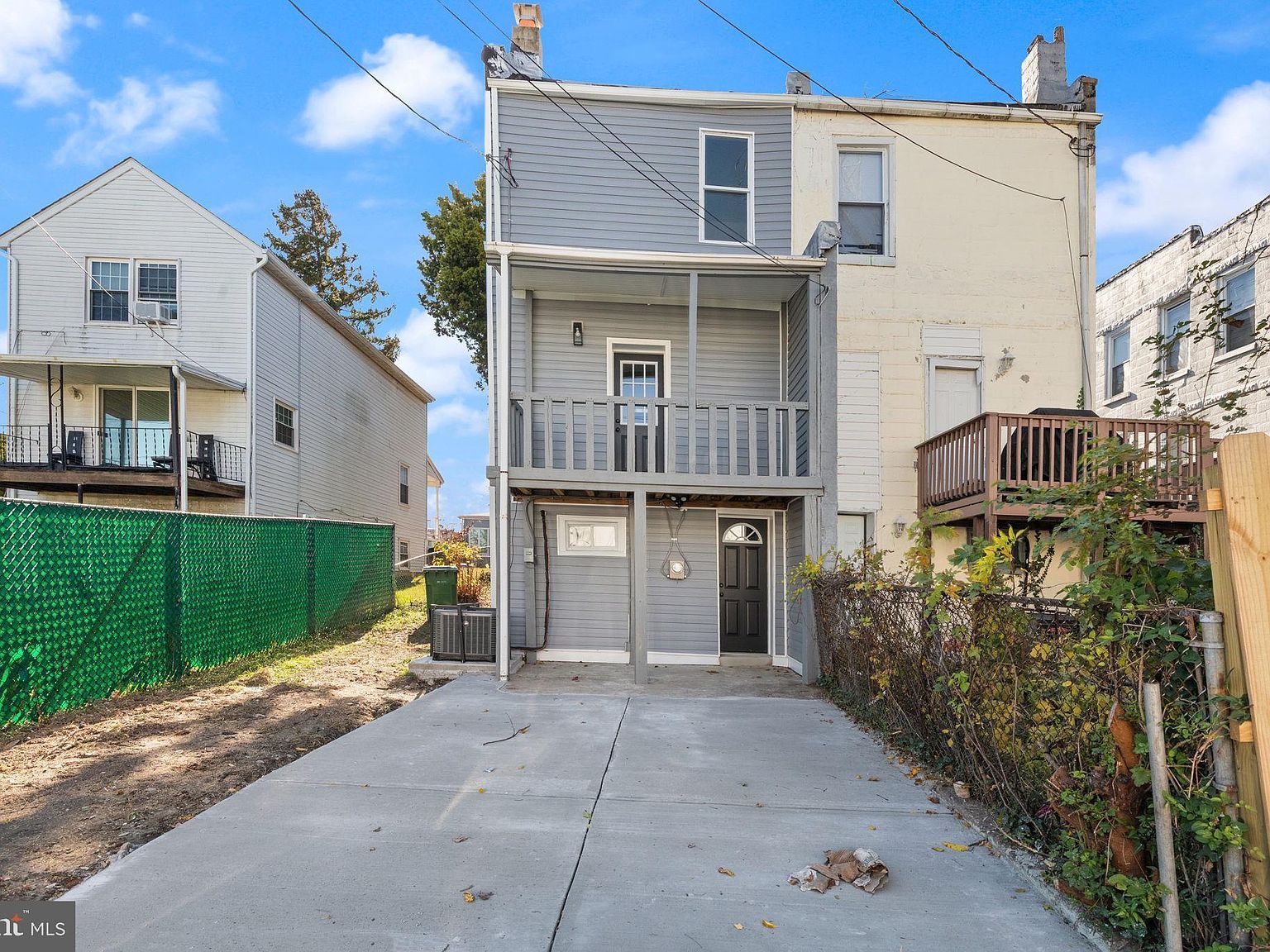 822 E 41st St Baltimore, MD 21218 - Thumbnail 3