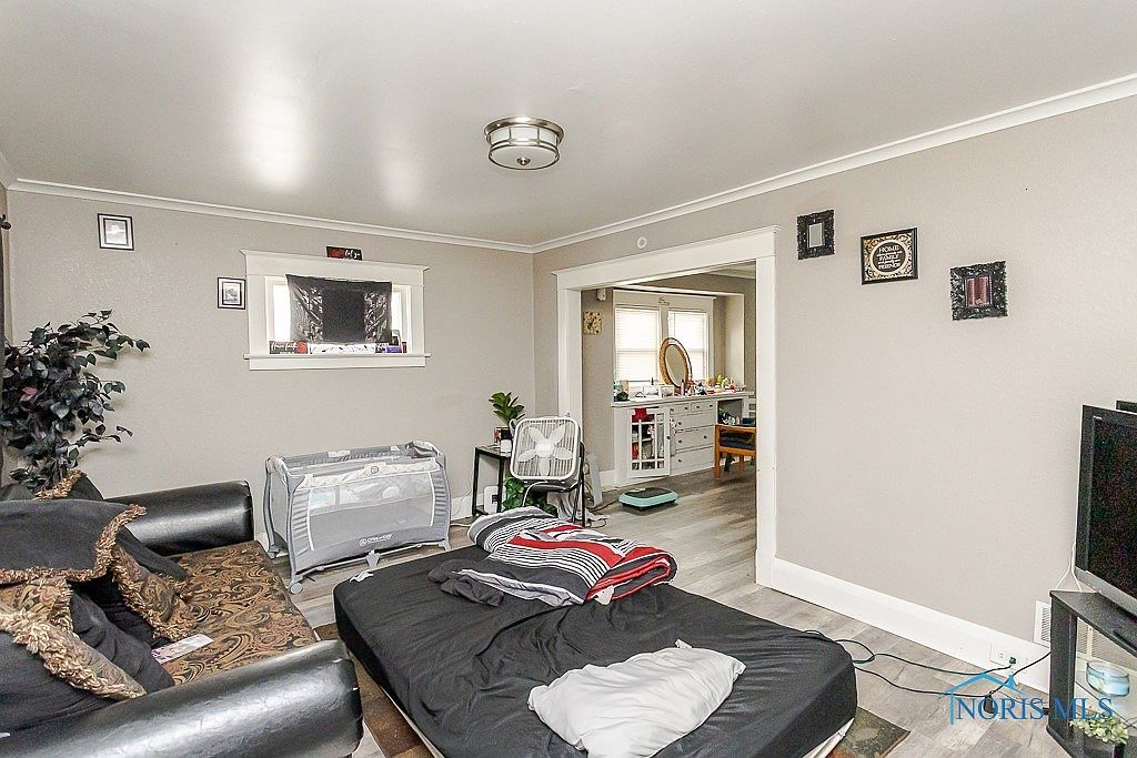 463 Howland Ave Toledo, OH 43605 - Thumbnail 3