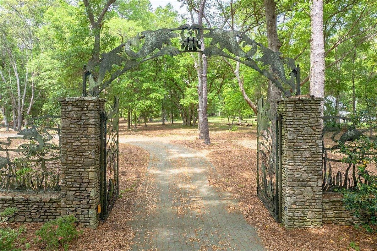 2970 Roseville Rd Wadmalaw Island, SC 29487 - Thumbnail 3