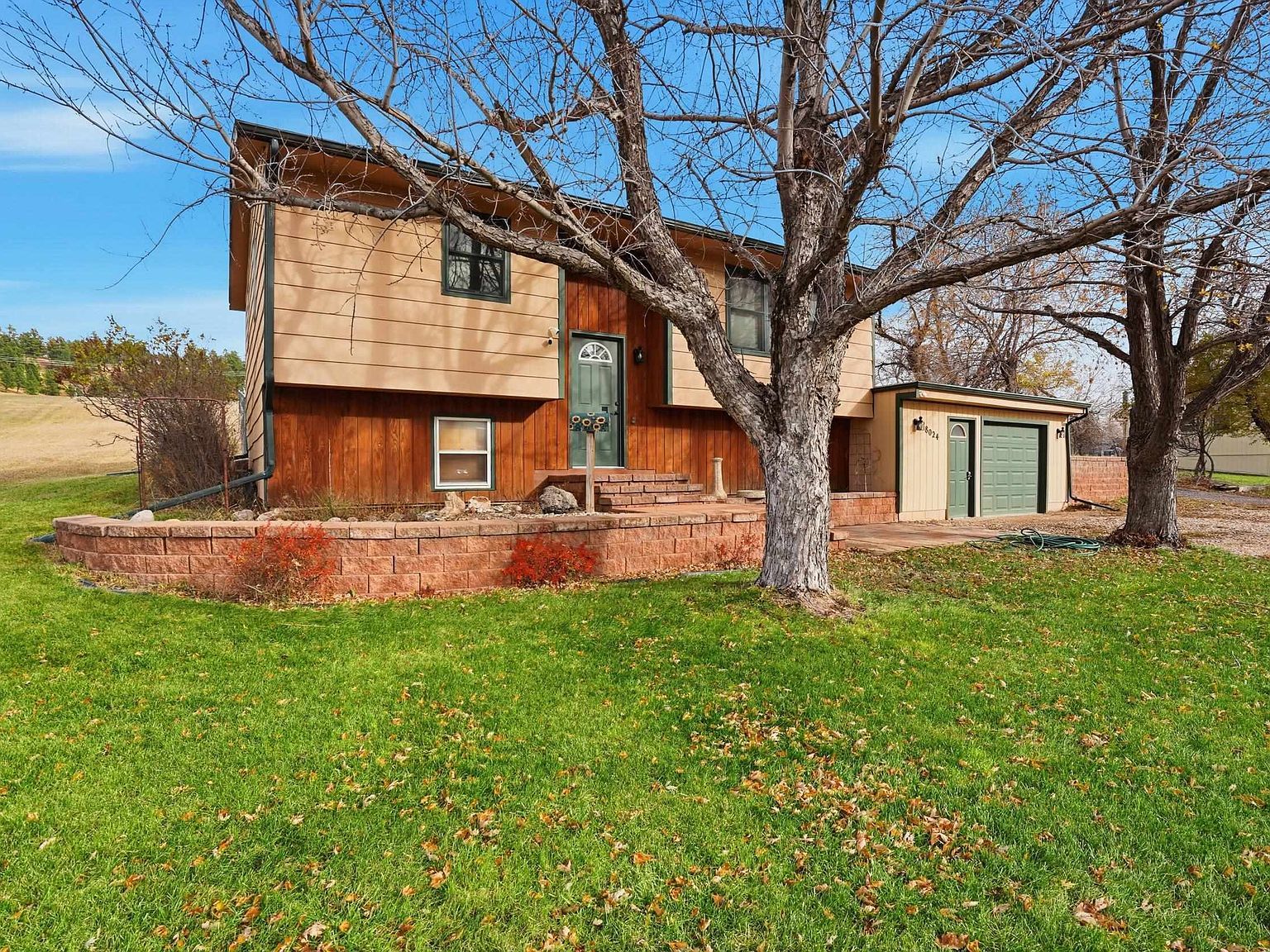 8024 Blucksberg Dr Sturgis, SD 57785 - Thumbnail 3