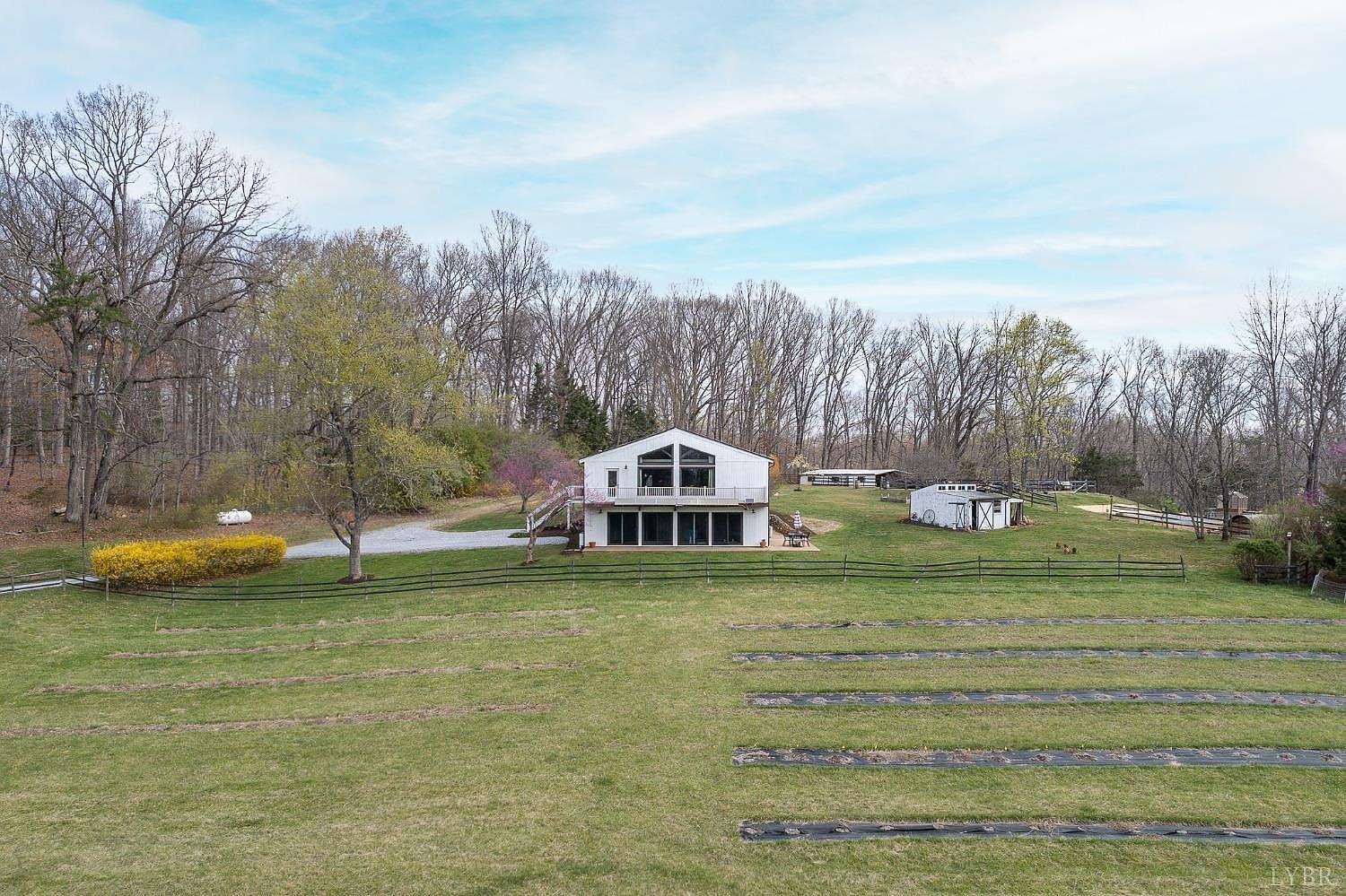 115 Foxwood Dr Goode, VA 24556 - Thumbnail 3