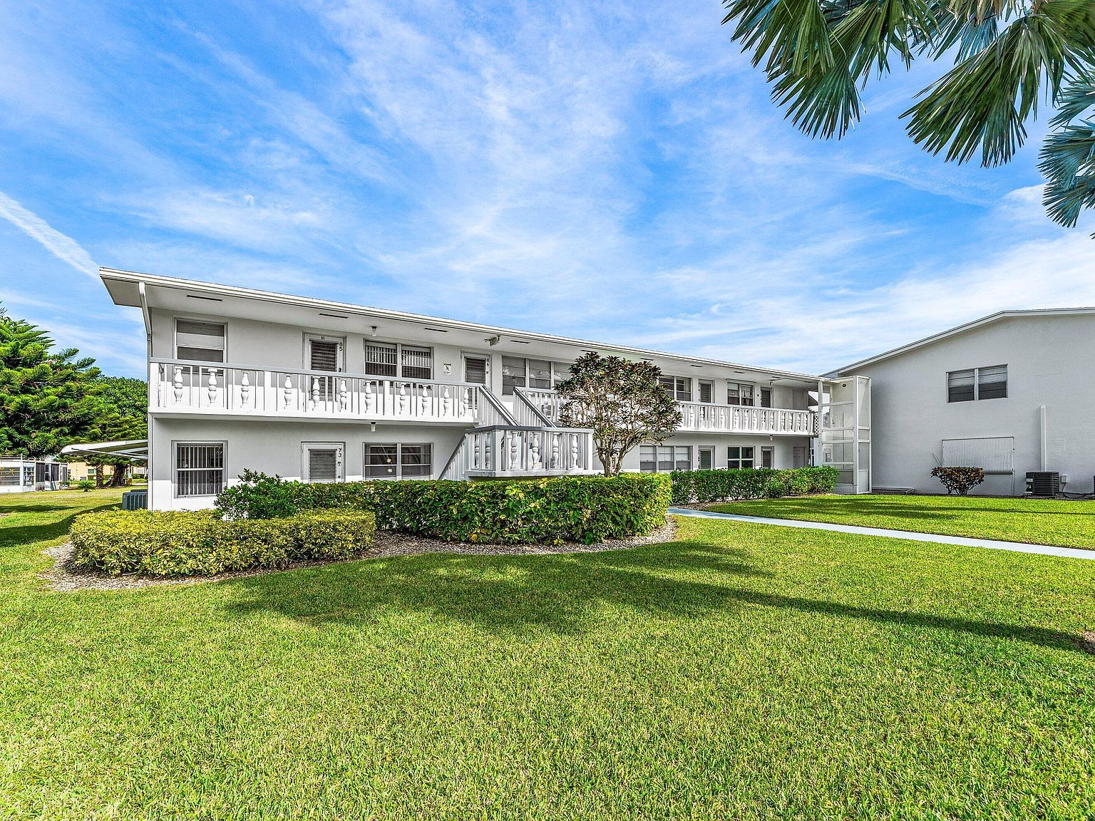 87 Salisbury E #87-D West Palm Beach, FL 33417 - Thumbnail 3