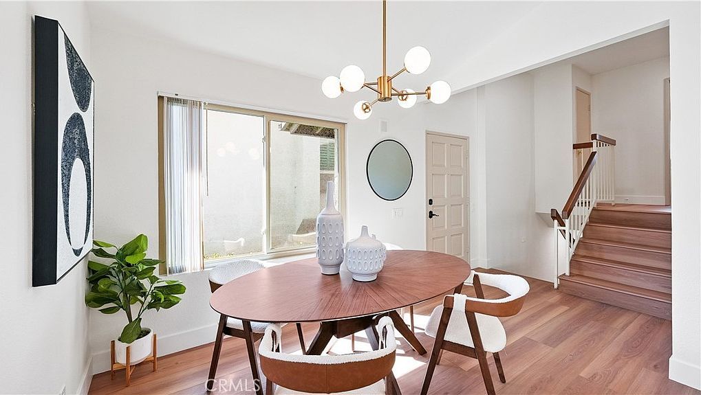 8 Evening Breeze Irvine, CA 92603 - Thumbnail 3