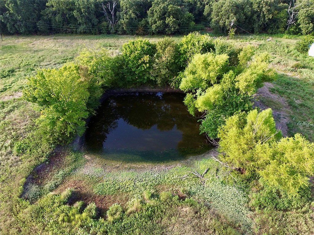 9833 R And R Cir Kemp, TX 75143 - Thumbnail 3