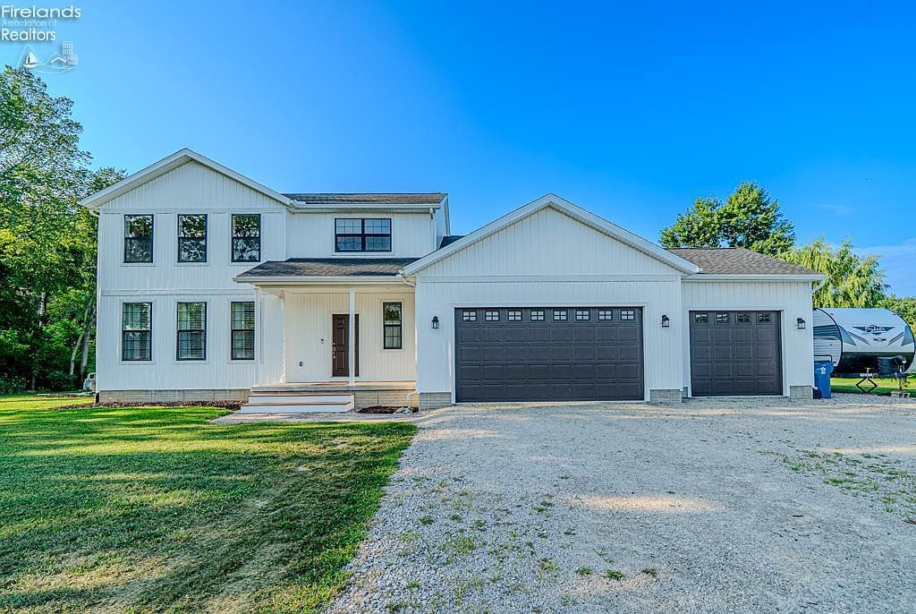 1990 E Lockwood Rd Port Clinton, OH 43452 - Thumbnail 3