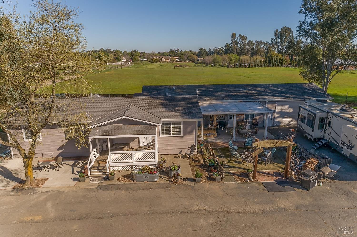 7672 Country Ln Vacaville, CA 95688 - Thumbnail 3