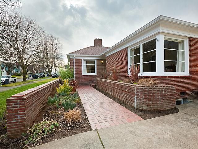 7229 N Chase Ave Portland, OR 97217 - Thumbnail 3