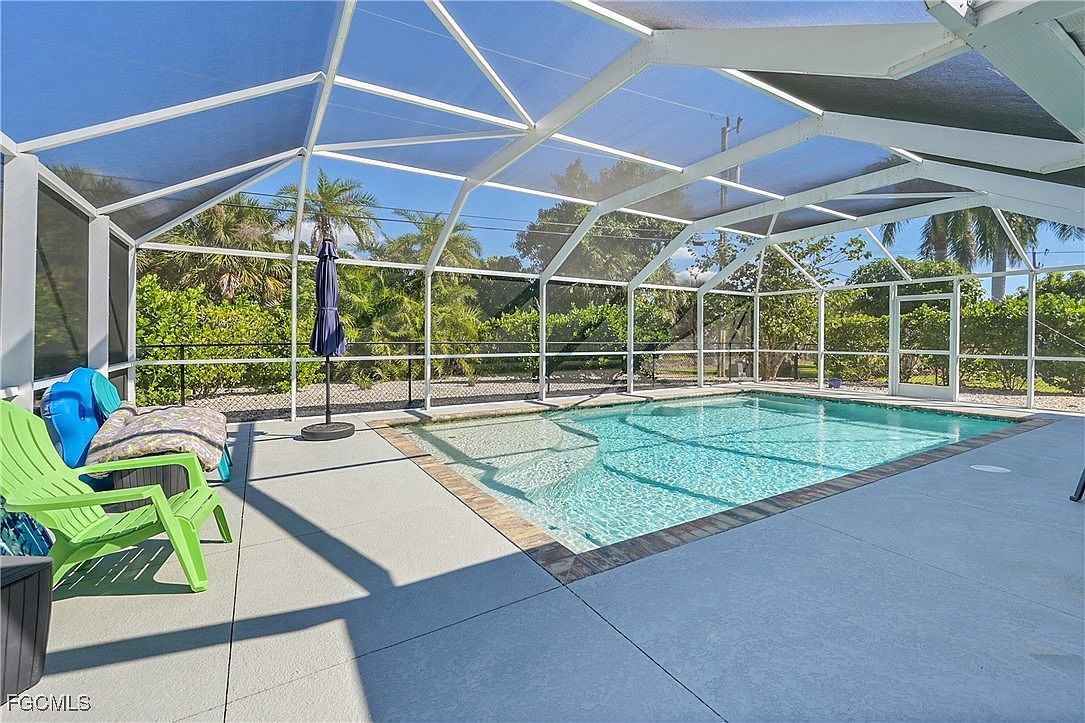 15804 Missouri St Bokeelia, FL 33922 - Thumbnail 3