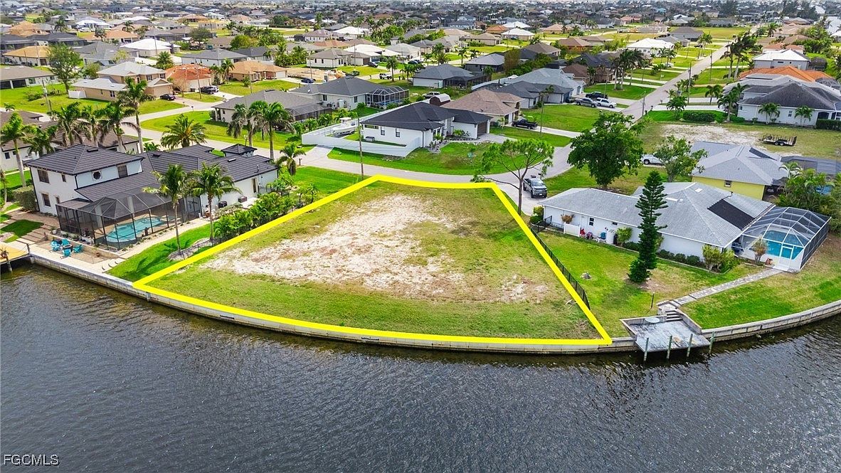 3713 NW 14th St Cape Coral, FL 33993 - Thumbnail 3