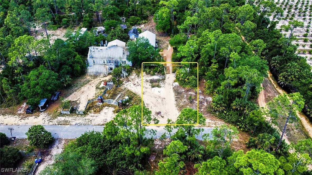 2321 Leroy Ave Alva, FL 33920 - Thumbnail 3