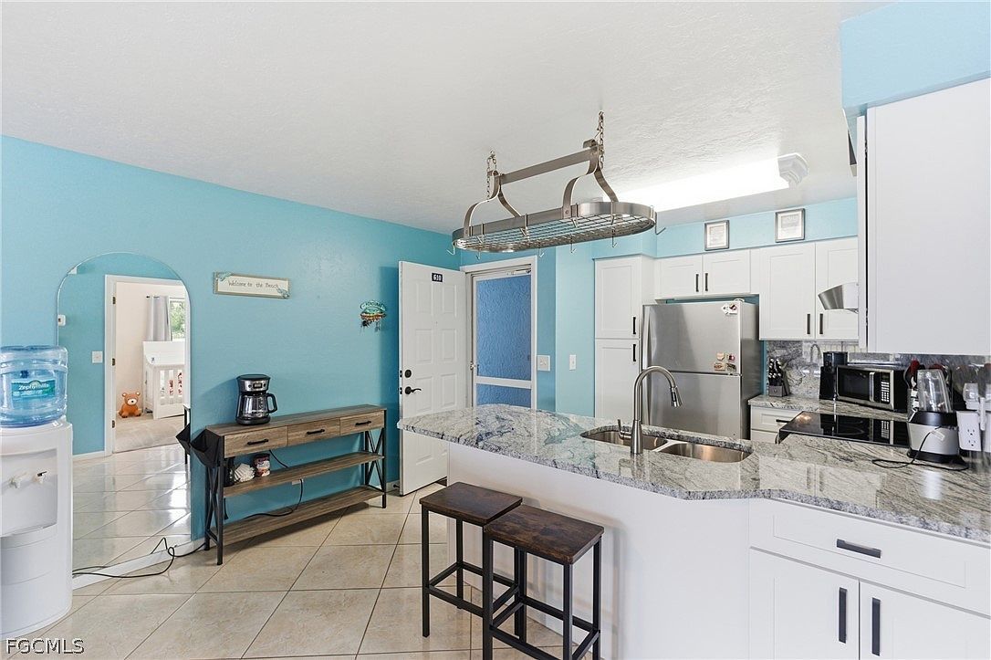 1100 Pondella Rd APT 610 Cape Coral, FL 33909 - Thumbnail 3