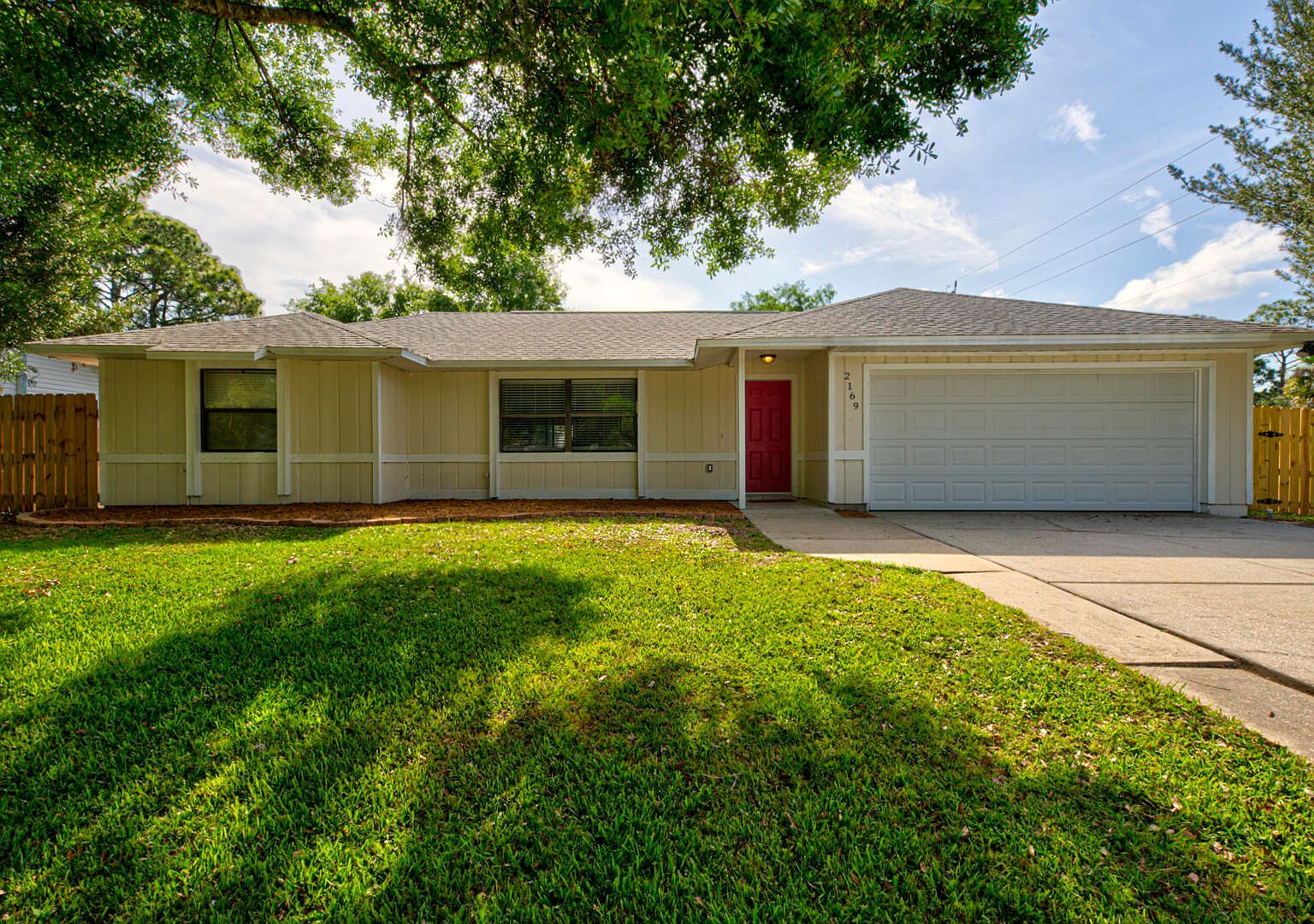 2169 Wagonwheel Ave SE Palm Bay, FL 32909 - Thumbnail 3