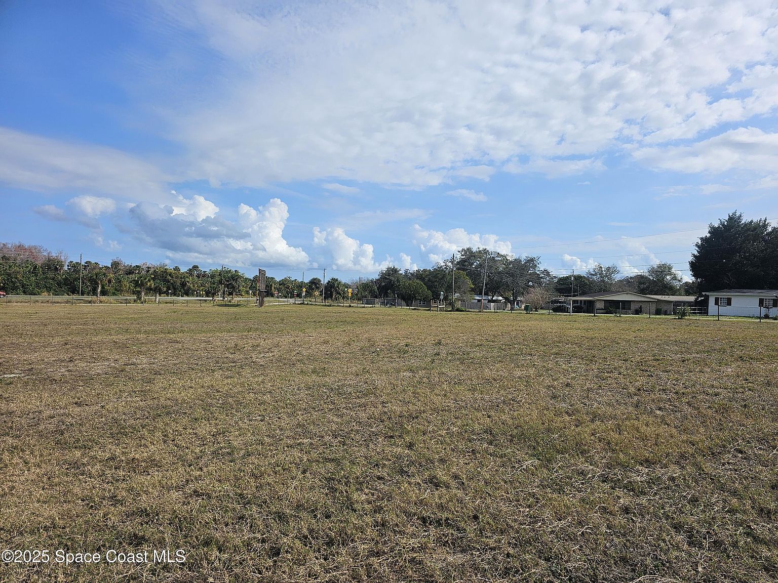 100 Nichols Rd Titusville, FL 32796 - Thumbnail 3