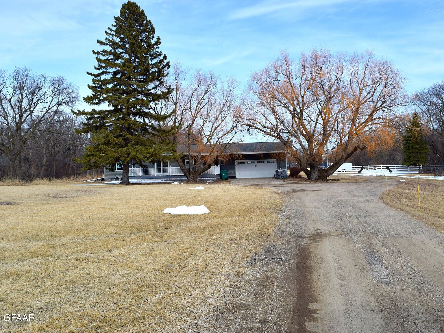 518 Fair Ave Devils Lake, ND 58301 - Thumbnail 3