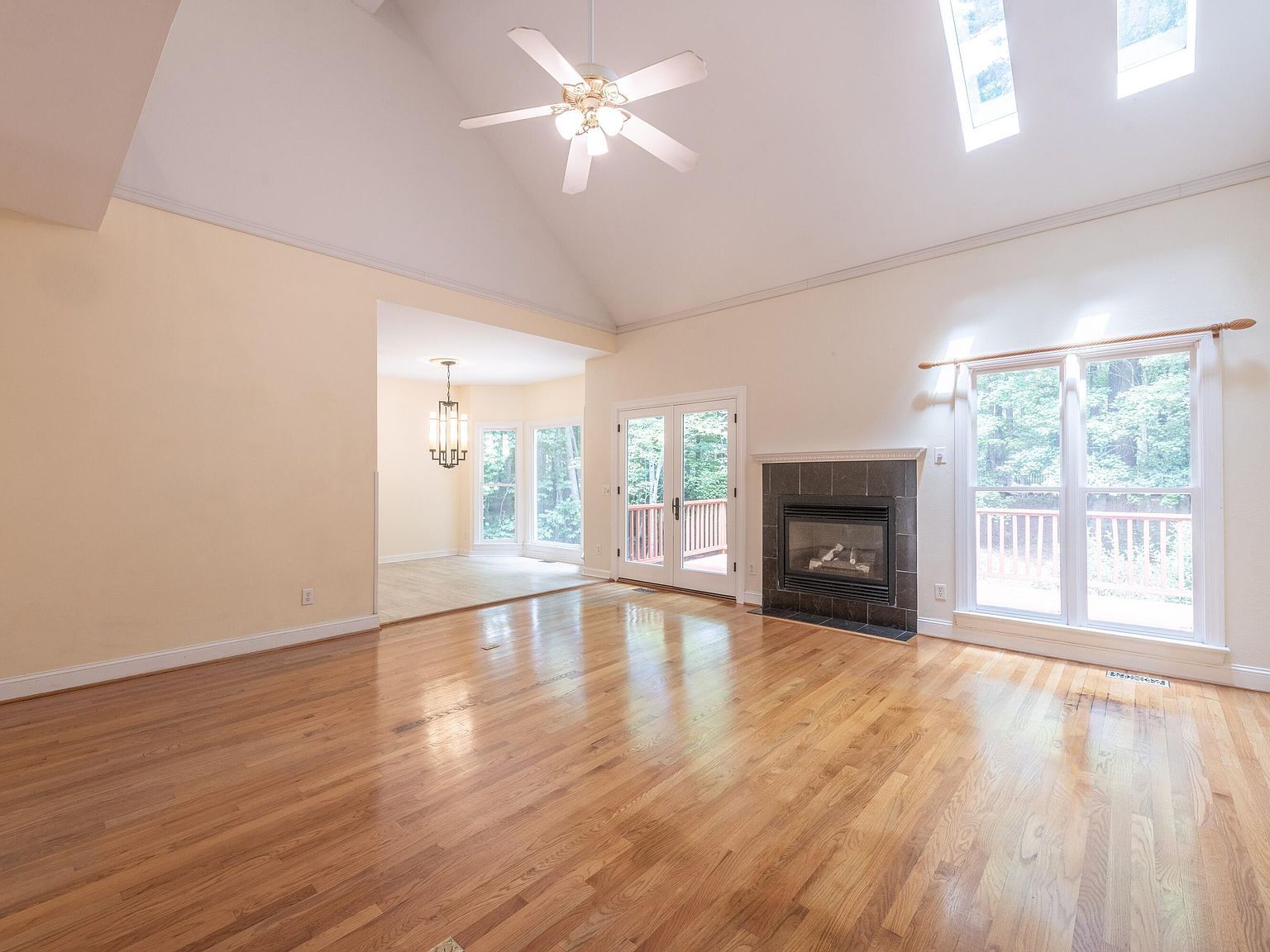 6832 Cool Pond Rd Raleigh, NC 27613 - Thumbnail 3