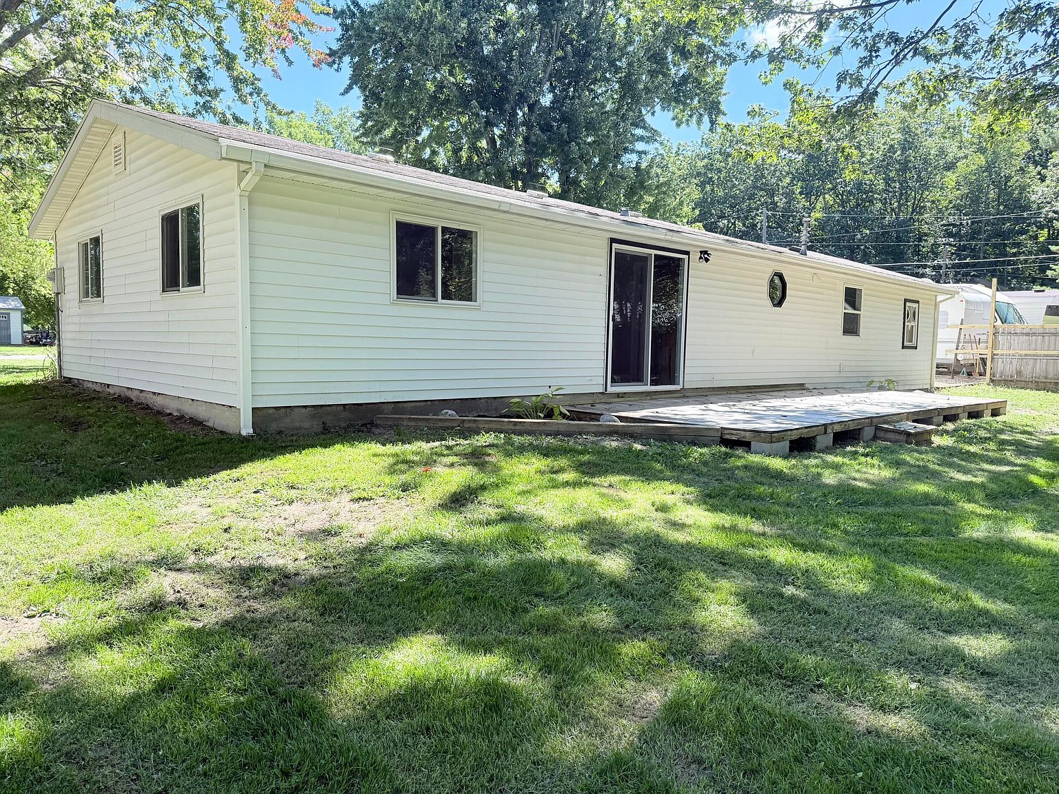 1960 Waterview Way Crystal, MI 48818 - Thumbnail 3