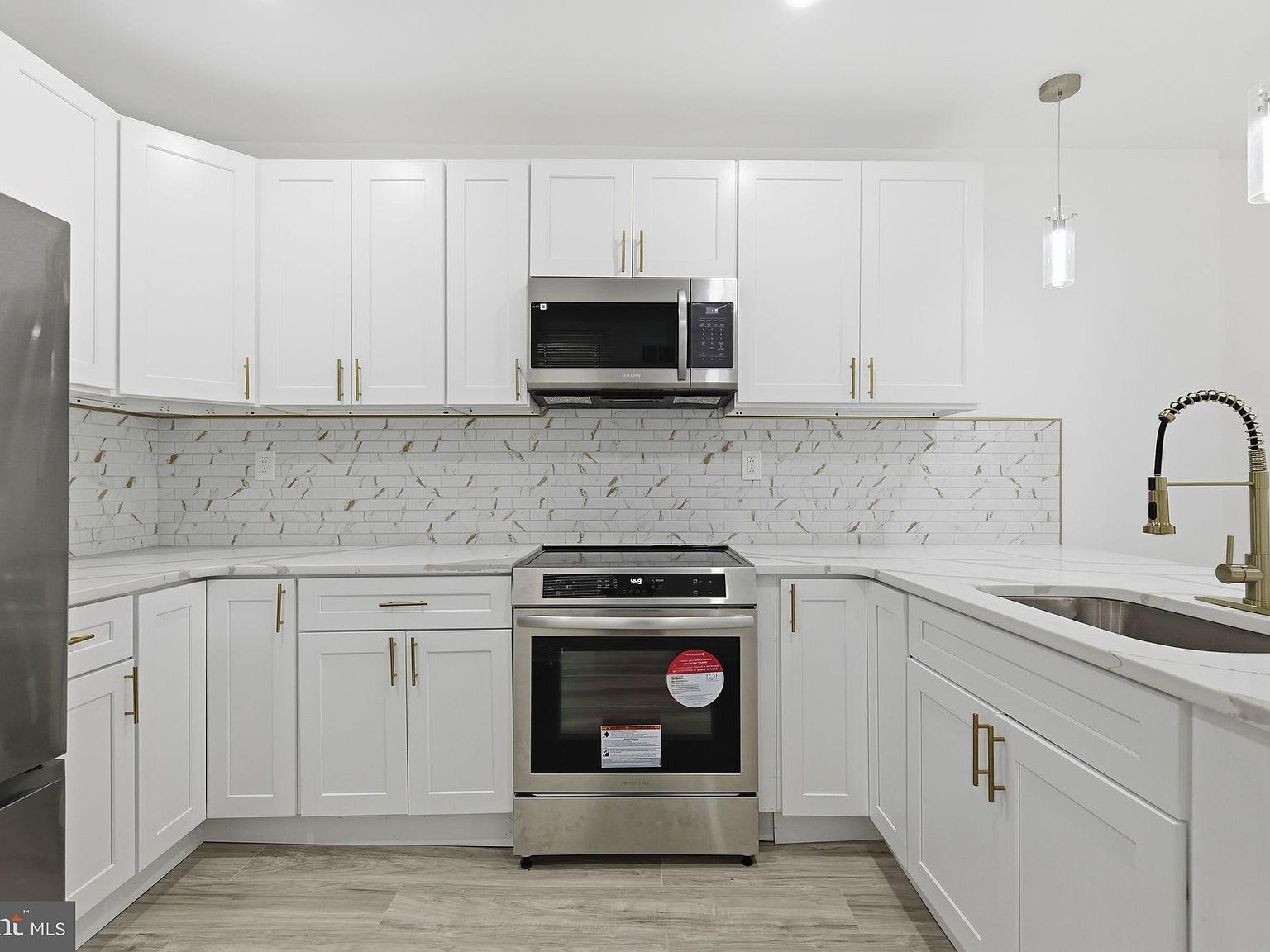 5542 Pemberton St Philadelphia, PA 19143 - Thumbnail 3