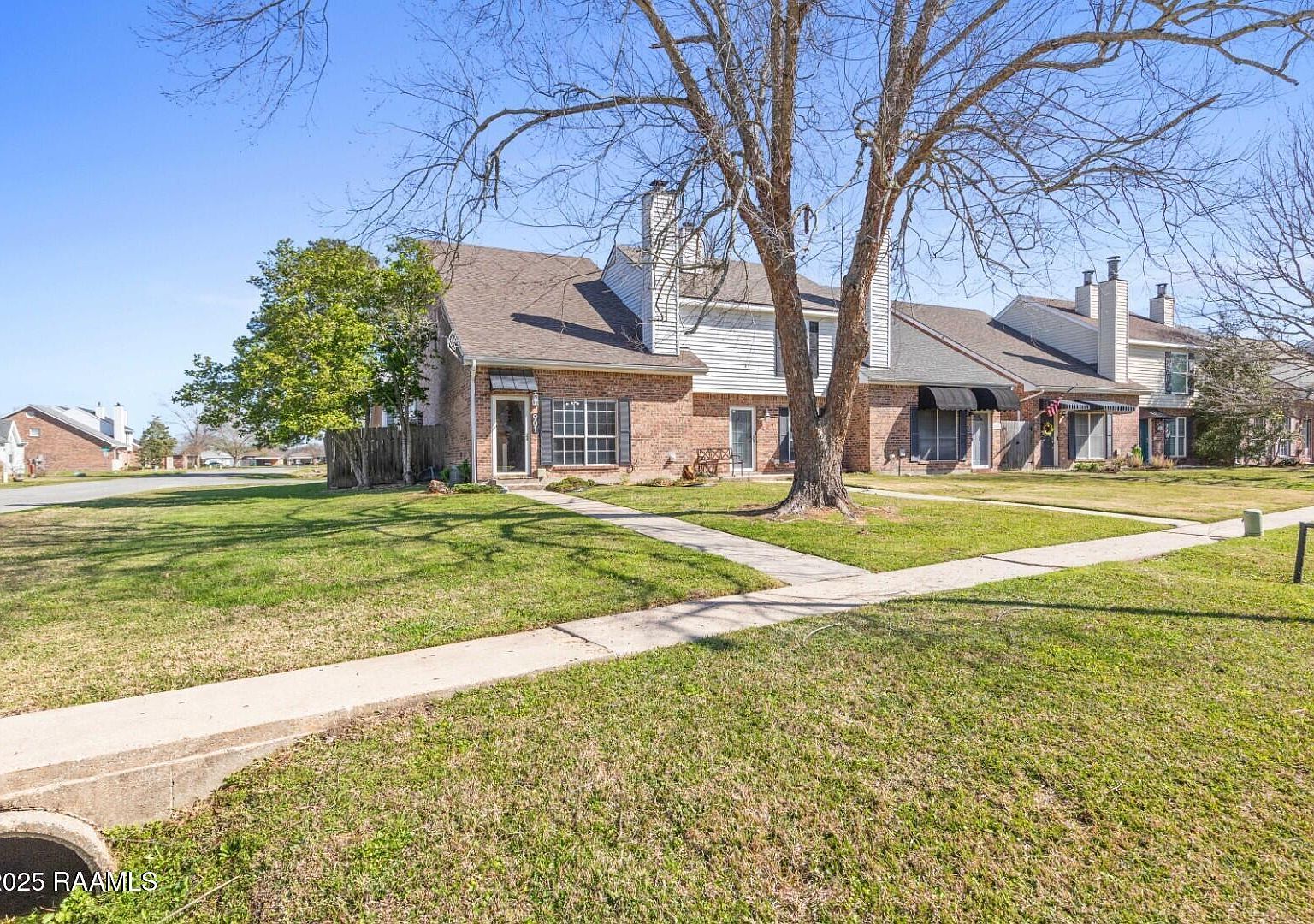 901 Carriage Light Loop Youngsville, LA 70592 - Thumbnail 3