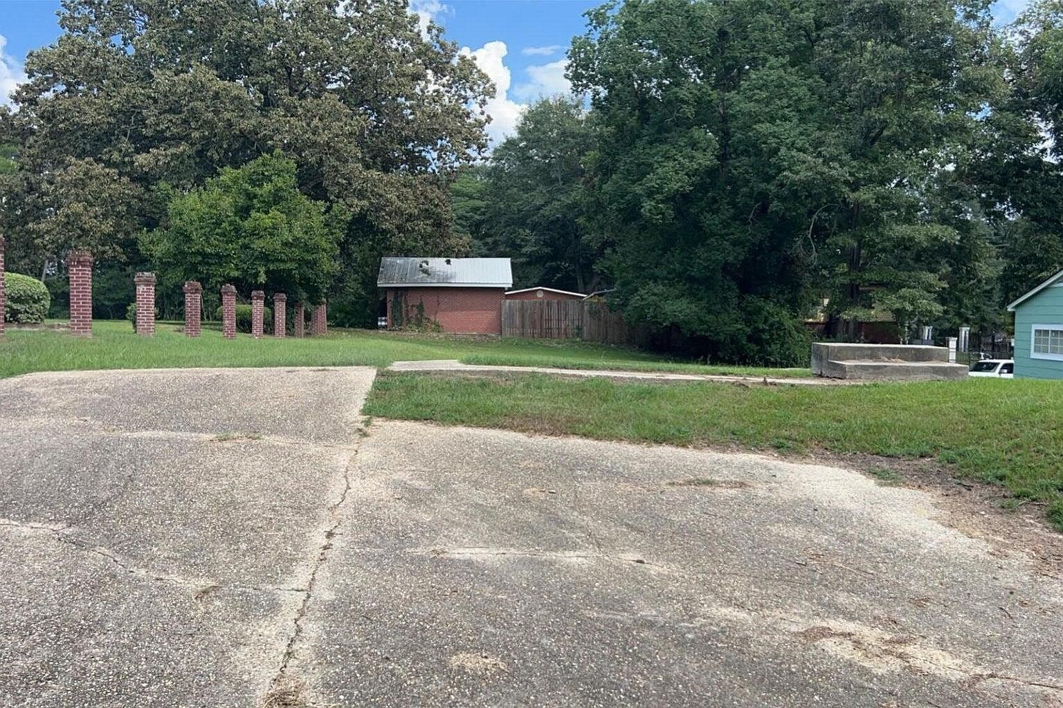 1805 N 3rd Ave Laurel, MS 39440 - Thumbnail 3