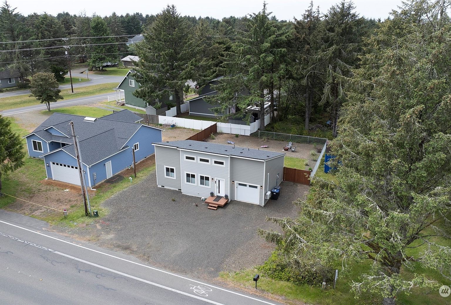 127 Point Brown Ave NW Ocean Shores, WA 98569 - Thumbnail 3