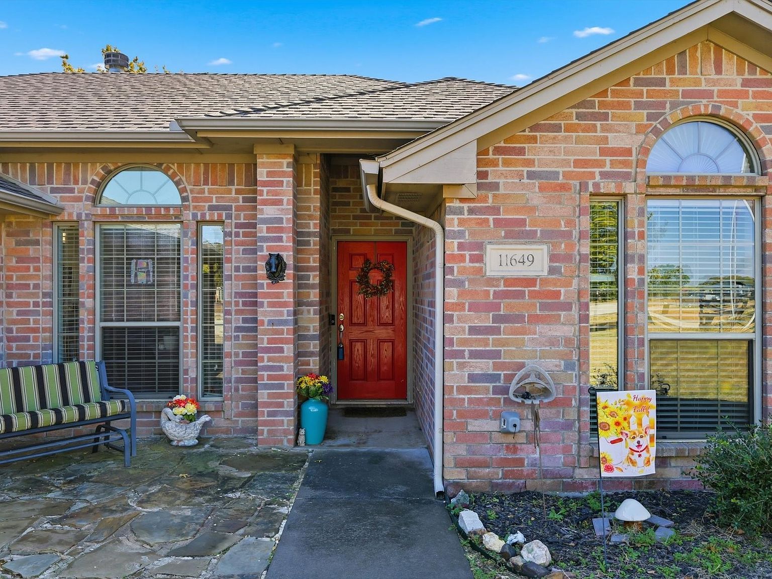 11649 Mitchell Cir Ponder, TX 76259 - Thumbnail 3