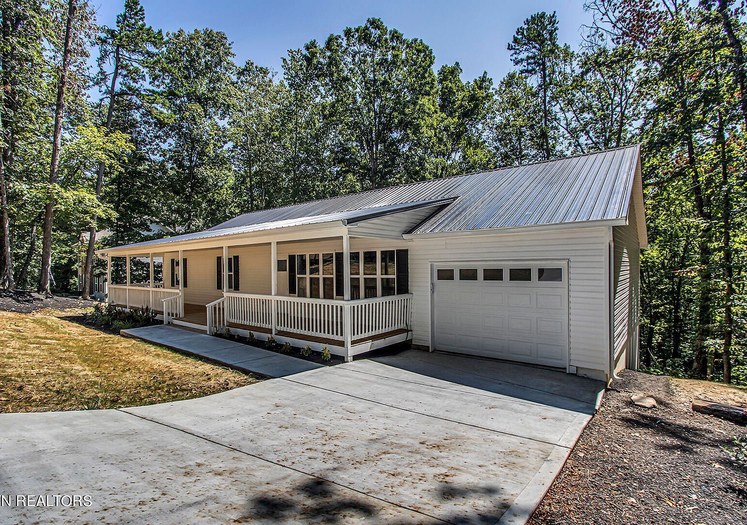 1774 Bird Rd Lenoir City, TN 37771 - Thumbnail 3