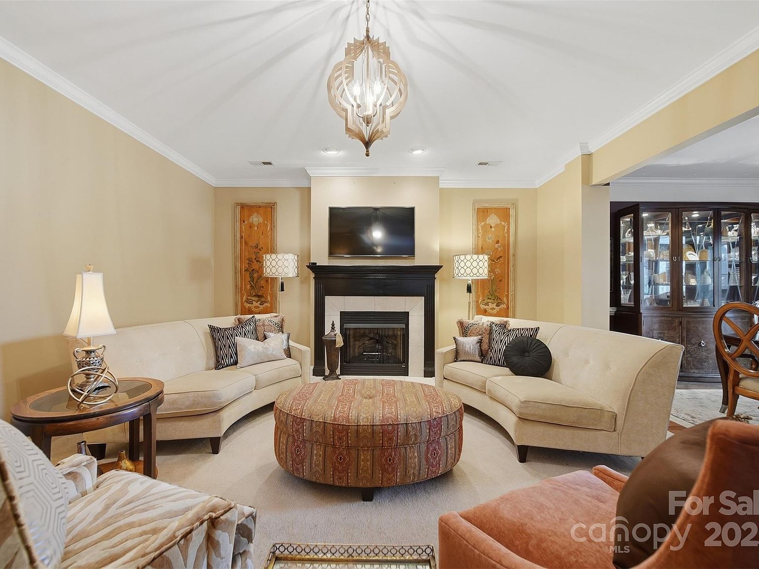 4410 1st Street Dr NW Hickory, NC 28601 - Thumbnail 3