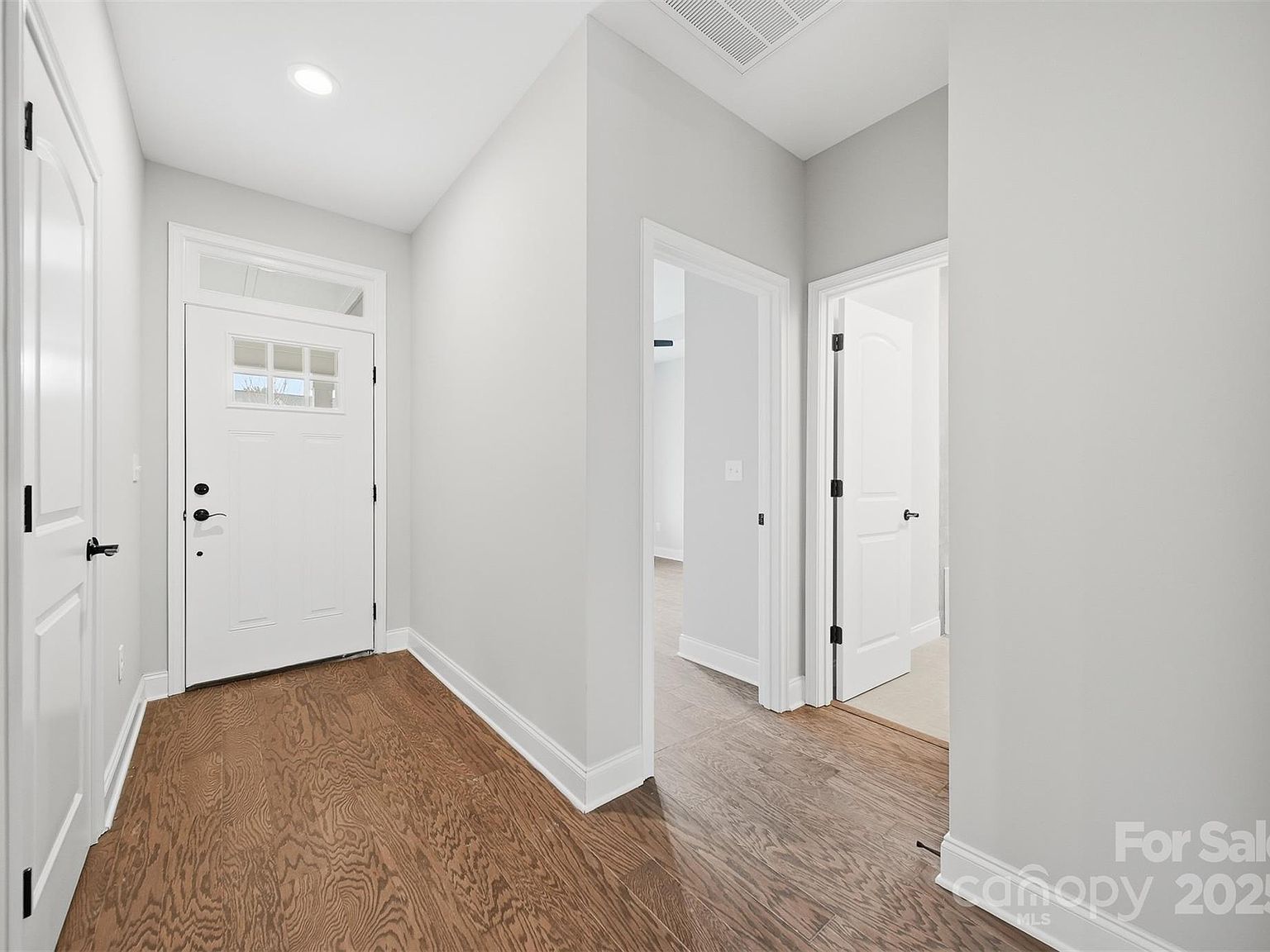 835A Wynnshire Dr Hickory, NC 28601 - Thumbnail 3