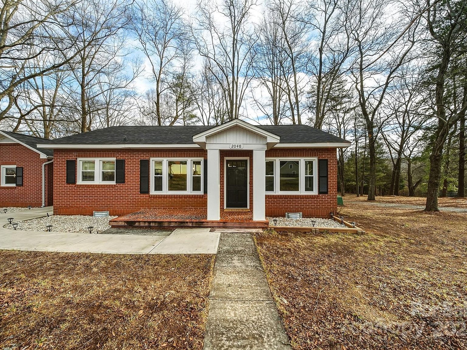 2048 Quiet Ln Hickory, NC 28602 - Thumbnail 3