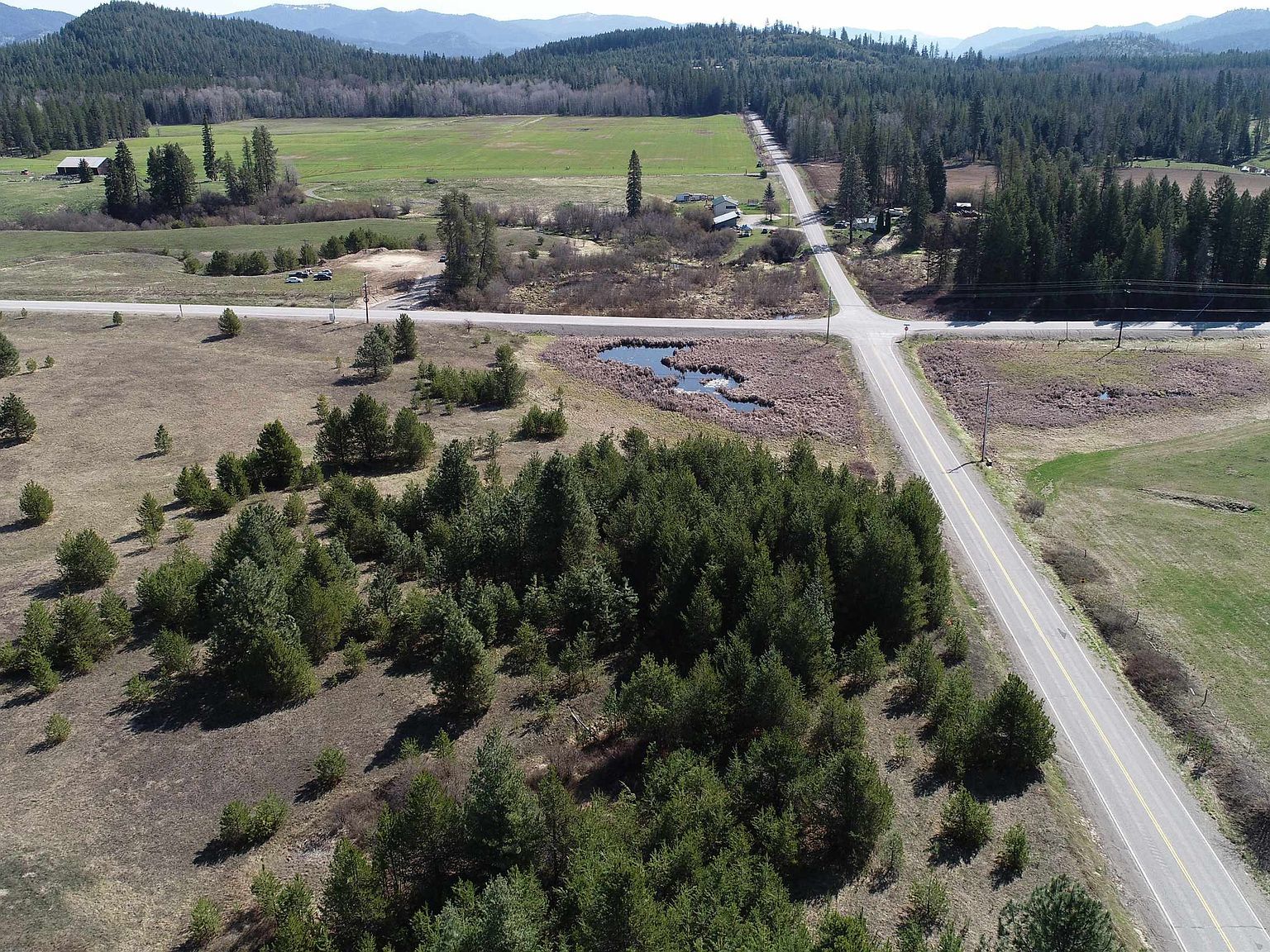 2020 Westside Calispell Rd #A Usk, WA 99180 - Thumbnail 3