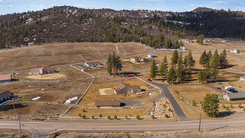 3560 Old Fort Rd Klamath Falls, OR 97601 - Thumbnail 3