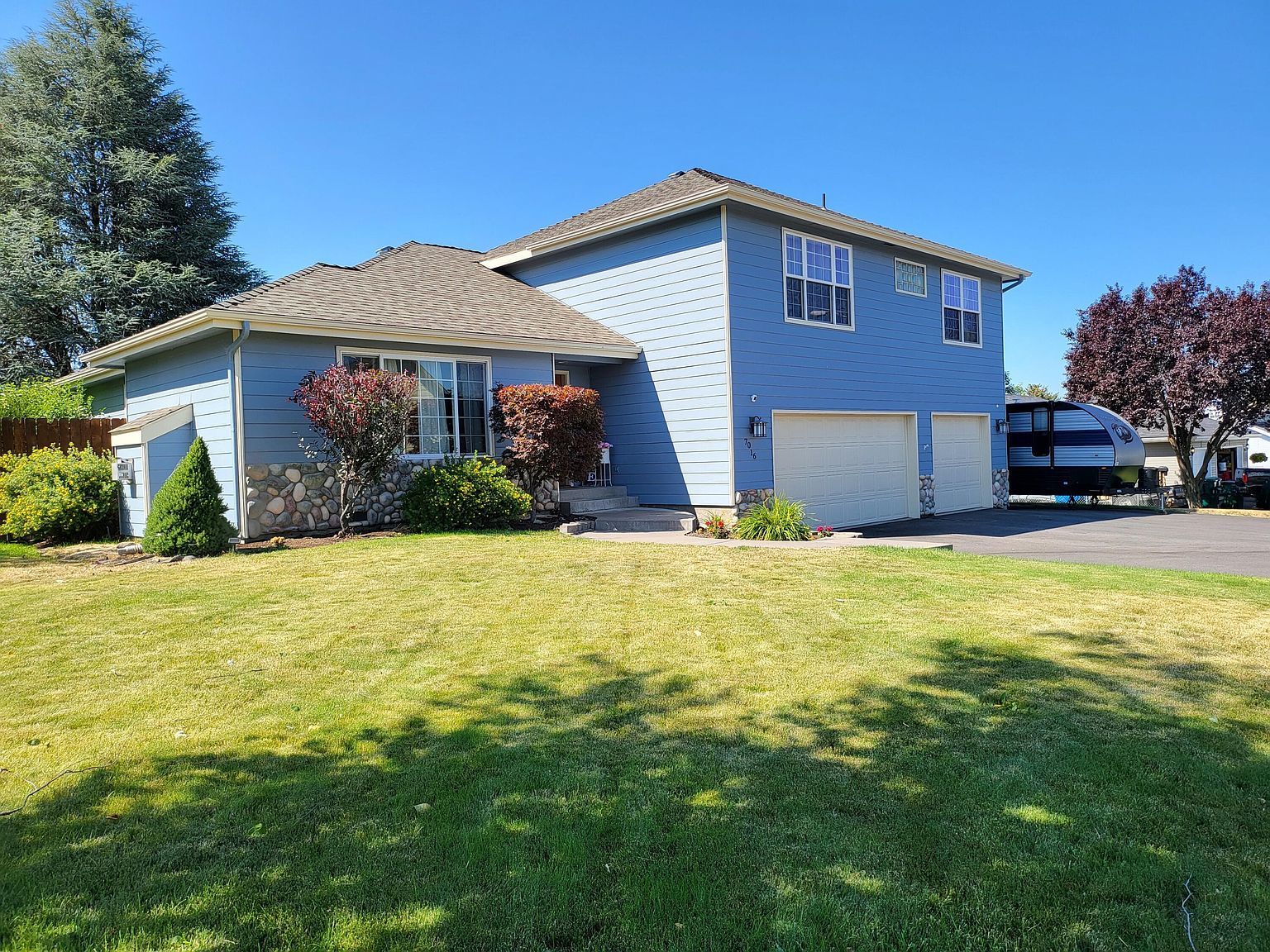 7016 Hager Ln Klamath Falls, OR 97603 - Thumbnail 3