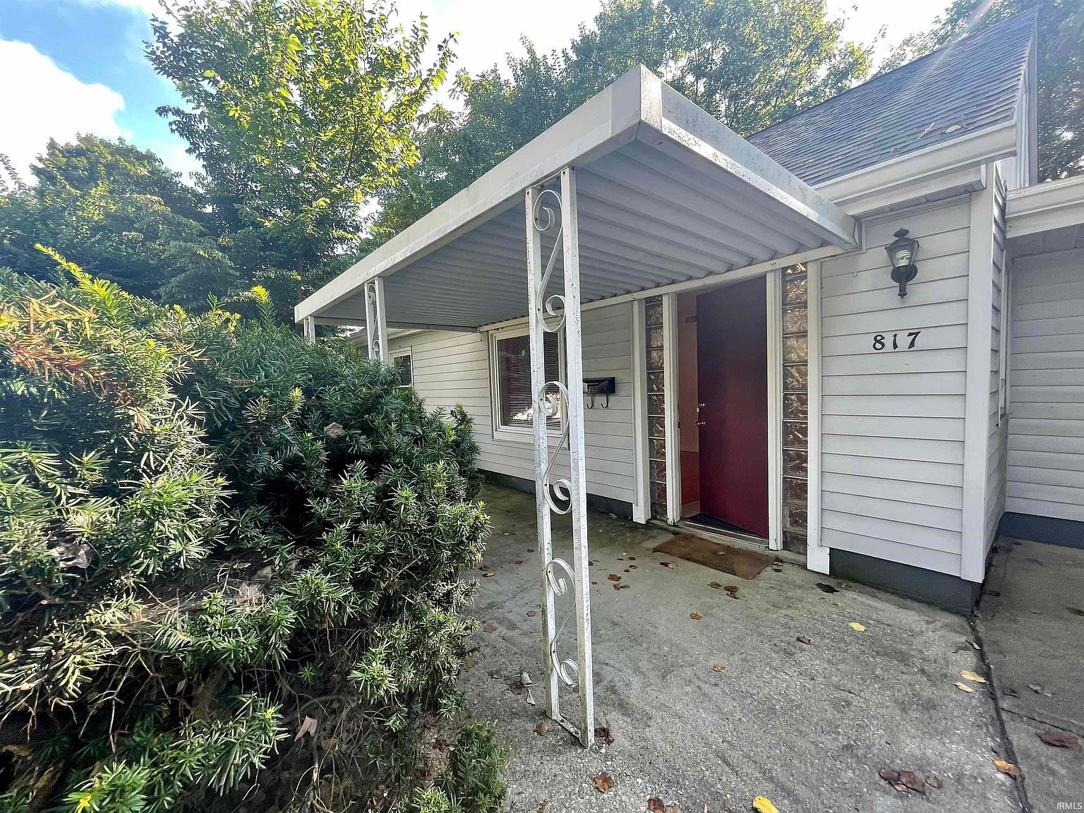 817 S Henderson St Bloomington, IN 47401 - Thumbnail 3