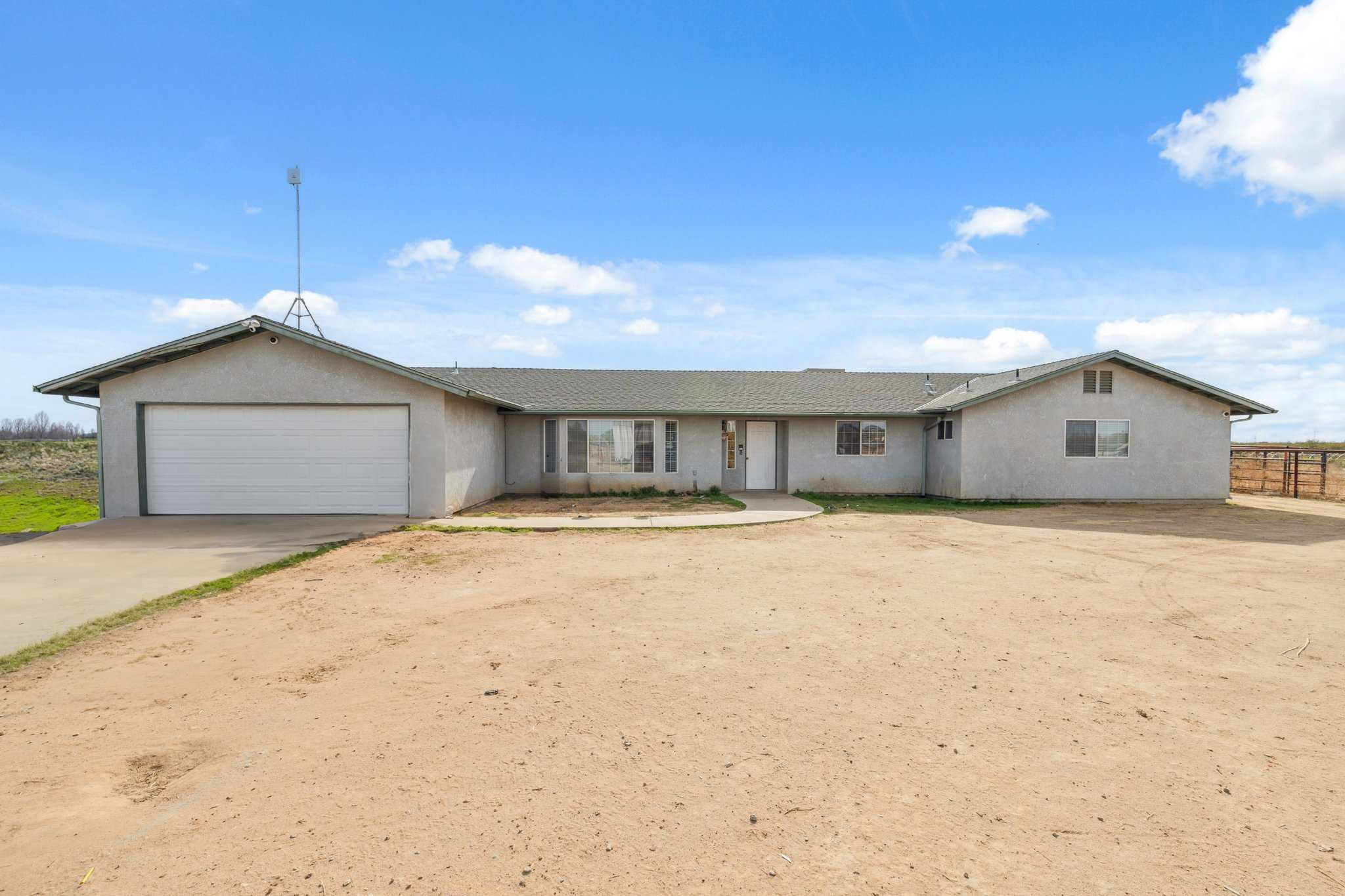 5201 W Melrose, Fresno, CA, USA, 93722 | Single Family