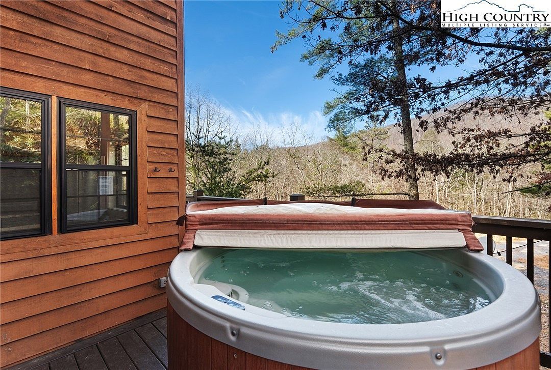 68 Bear Den Mountain Dr Spruce Pine, NC 28777 - Thumbnail 3