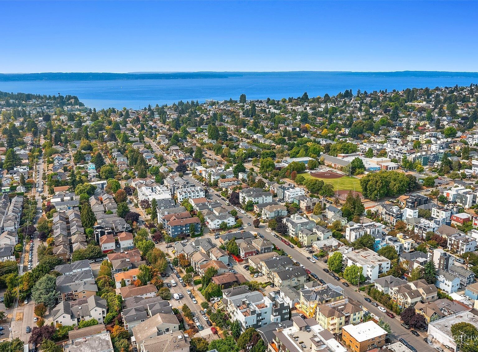 2418 NW 58th St Seattle, WA 98107 - Thumbnail 3